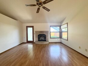 9026 W Lorinda Dr in Boise, ID - Building Photo - Building Photo