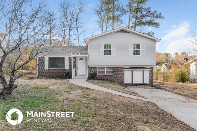 property at 1733 Molly Dr