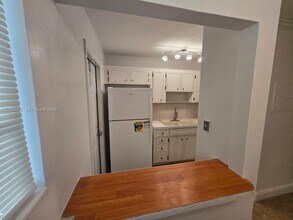 1515 NE 125th Terrace in North Miami, FL - Foto de edificio - Building Photo