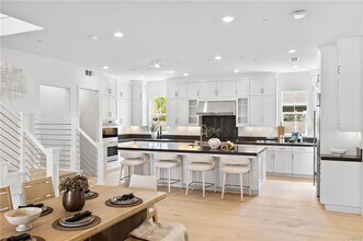 66 Chasma in Irvine, CA - Building Photo - Building Photo