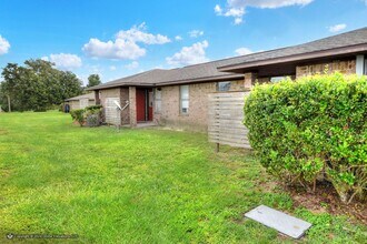 2123 Cabernet Ct in Eagle Lake, FL - Building Photo - Building Photo