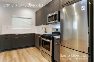 1784 S Rimpau Blvd in Los Angeles, CA - Building Photo