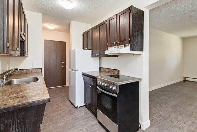 Hawkwood in Red Deer, AB - Building Photo - Building Photo