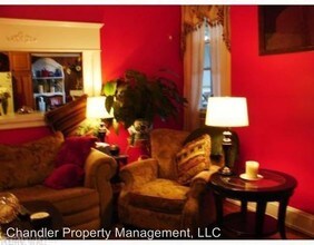 132 Orleans Cir-Unit -#3 in Norfolk, VA - Building Photo - Building Photo