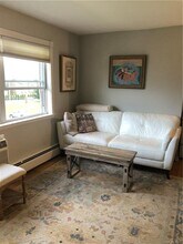 237 N Middletown Rd-Unit -E in Pearl River, NY - Foto de edificio - Building Photo