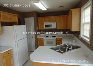 301 Camden Cove Cir in Calera, AL - Building Photo - Building Photo
