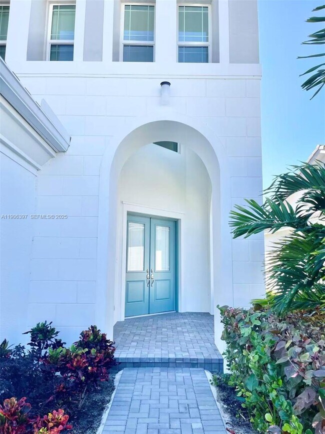 property at 14982 RedCove Pl