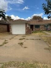 616 N Elkhart Ave in Lubbock, TX - Building Photo - Building Photo