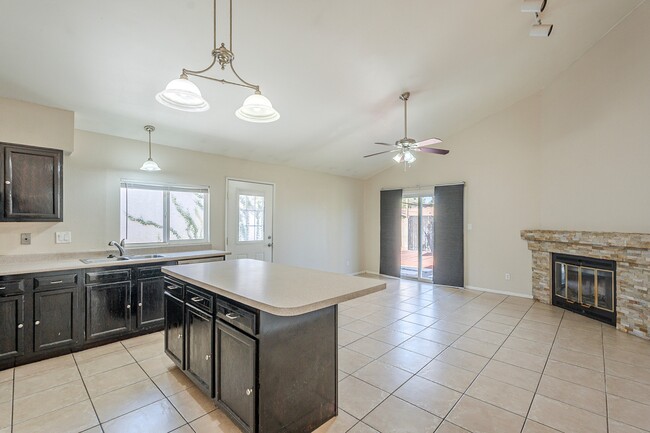 2342 N 87th Way in Scottsdale, AZ - Building Photo - Building Photo