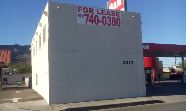 2317 E Missouri Ave in El Paso, TX - Building Photo - Building Photo