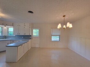 2025 Mountainview Dr in Waco, TX - Building Photo - Building Photo