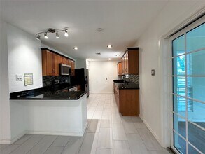 9626 Highmeadow Dr in Houston, TX - Building Photo - Building Photo