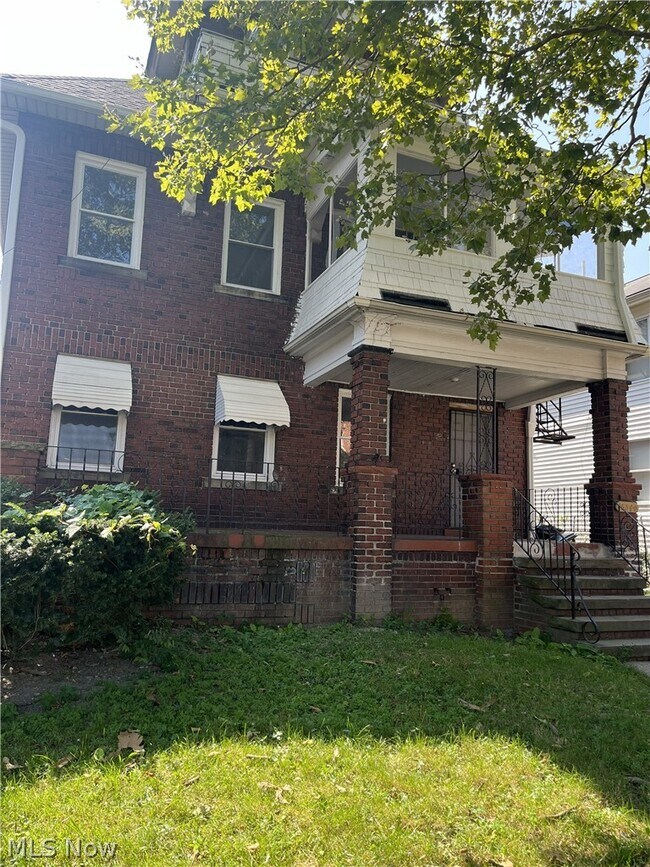 property at 15340 Yorick Ave