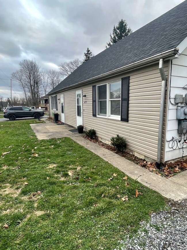 property at 677 Owsley St