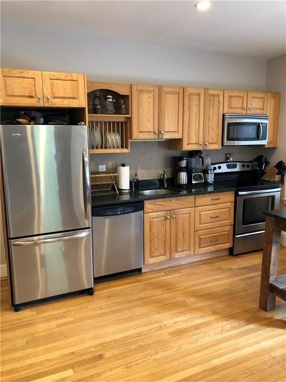 47 8th St in Providence, RI - Building Photo - Building Photo