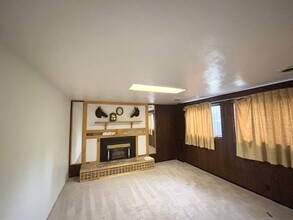 825 W Arapahoe Ave in Salt Lake City, UT - Building Photo - Building Photo