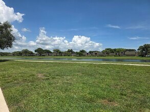 6507 65th Way in West Palm Beach, FL - Building Photo - Building Photo