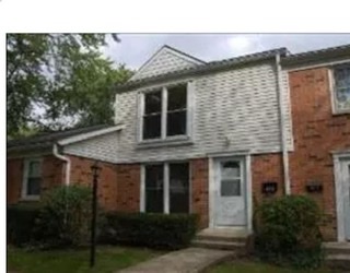 2072 Essex Ct Photo