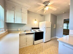 2320 E 2nd St in Duluth, MN - Building Photo - Building Photo