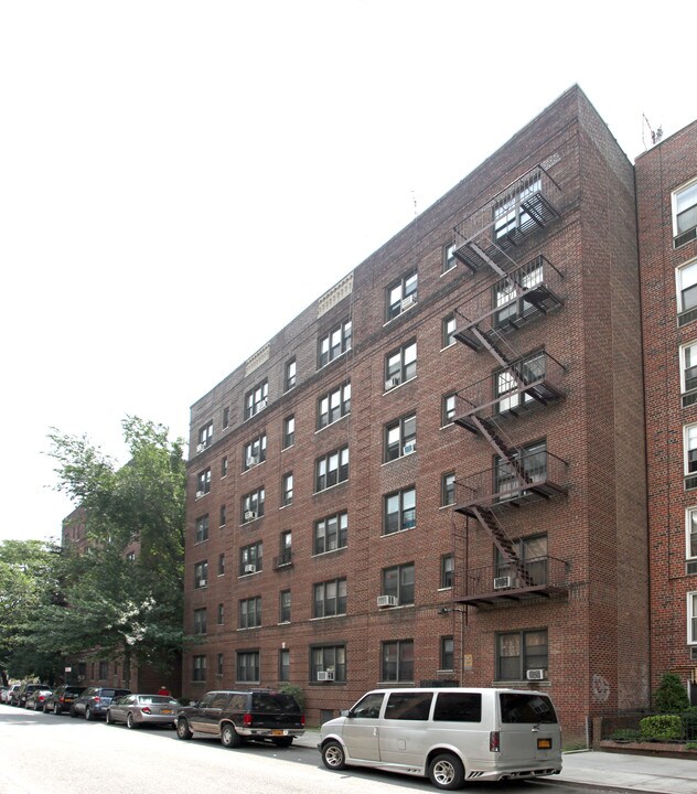 170 Hawthorne St in Brooklyn, NY - Building Photo