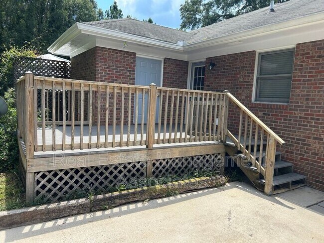 604 N Pine Hill Rd in Griffin, GA - Building Photo - Building Photo