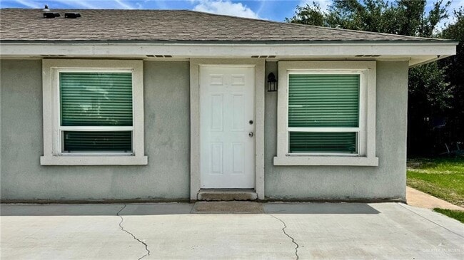 17 N Pablo St in Edinburg, TX - Building Photo - Building Photo