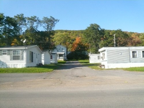 E Water St in Smethport, PA - Building Photo