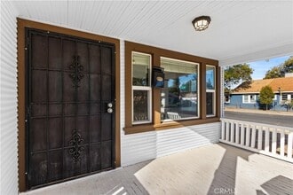 77 E Main St in Merced, CA - Building Photo - Building Photo