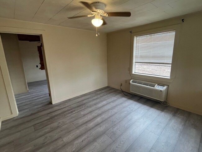302 S Elizabeth St in Dover, AR - Building Photo - Building Photo