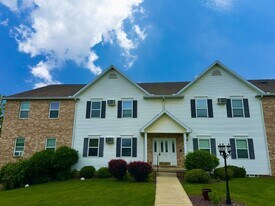 3649 Indian Run Dr in Canfield, OH - Building Photo