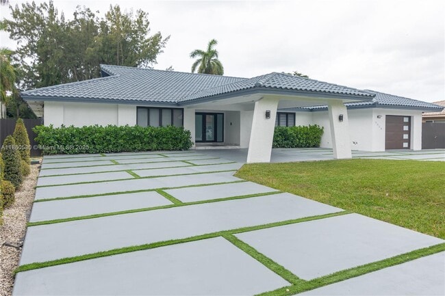 3850 SW 130th Ave in Miami, FL - Building Photo - Building Photo