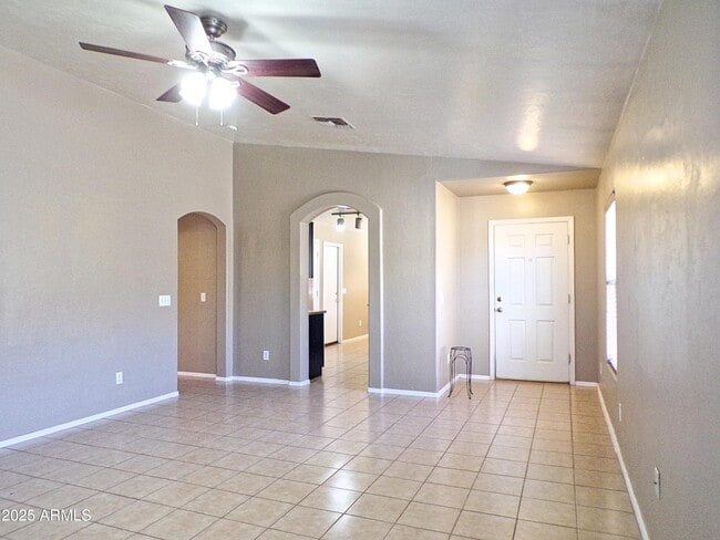 2353 Copper Sky Dr in Sierra Vista, AZ - Building Photo - Building Photo