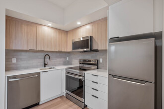 15309 94 Ave NW in Edmonton, AB - Building Photo - Building Photo