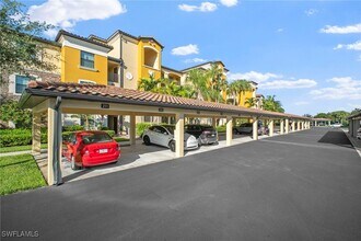 17921 Bonita National Blvd in Bonita Springs, FL - Foto de edificio - Building Photo