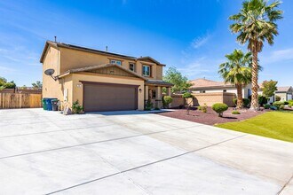 117 Majestic Sky Ct in Ridgecrest, CA - Building Photo - Building Photo