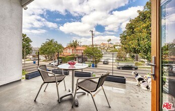 7826 W 80th St in Los Angeles, CA - Building Photo - Building Photo