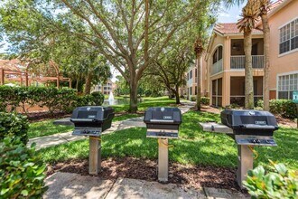 4140 Central Sarasota Pkwy in Sarasota, FL - Building Photo - Building Photo