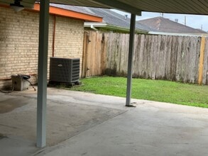 301 Cascade Dr in Houma, LA - Building Photo - Building Photo