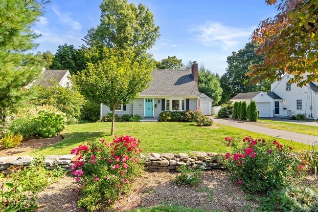 property at 204 Ridgewood Rd