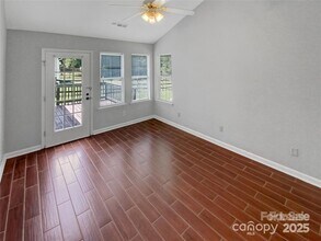 6614 Flat Creek Dr in Charlotte, NC - Building Photo - Building Photo