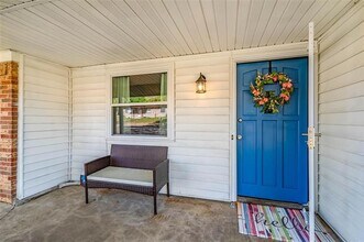 204 Ross Ave in Denison, TX - Building Photo - Building Photo