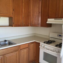 5125 Cape May Ave in San Diego, CA - Building Photo - Building Photo