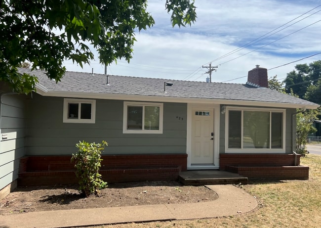 425 Archie St in Eugene, OR - Building Photo - Building Photo