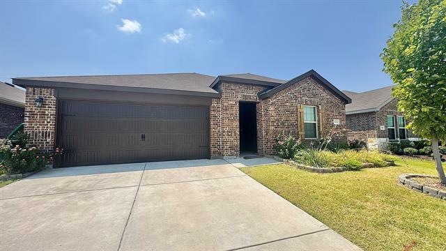 1420 Stuarts Frst Dr in Denton, TX - Foto de edificio - Building Photo