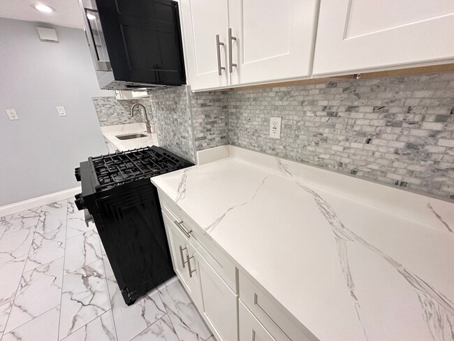 218 Princeton St in Boston, MA - Building Photo - Building Photo