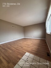 770 Redwing Dr in Florissant, MO - Building Photo - Building Photo