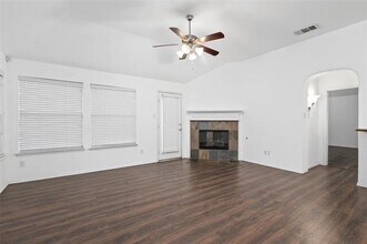 4316 Lake Stone Trail in Fort Worth, TX - Building Photo - Building Photo