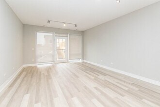 1554 N Talman Ave in Chicago, IL - Building Photo - Building Photo