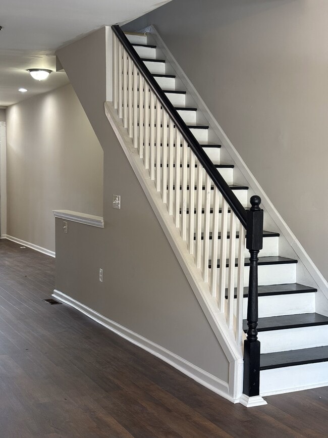 1831 E Lafayette Ave in Baltimore, MD - Building Photo - Building Photo
