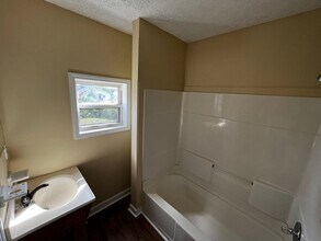 1134 24th St NE in Winston-Salem, NC - Building Photo - Building Photo